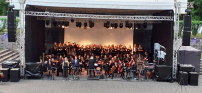 Großer Auftritt auf dem Volksplatz Borna